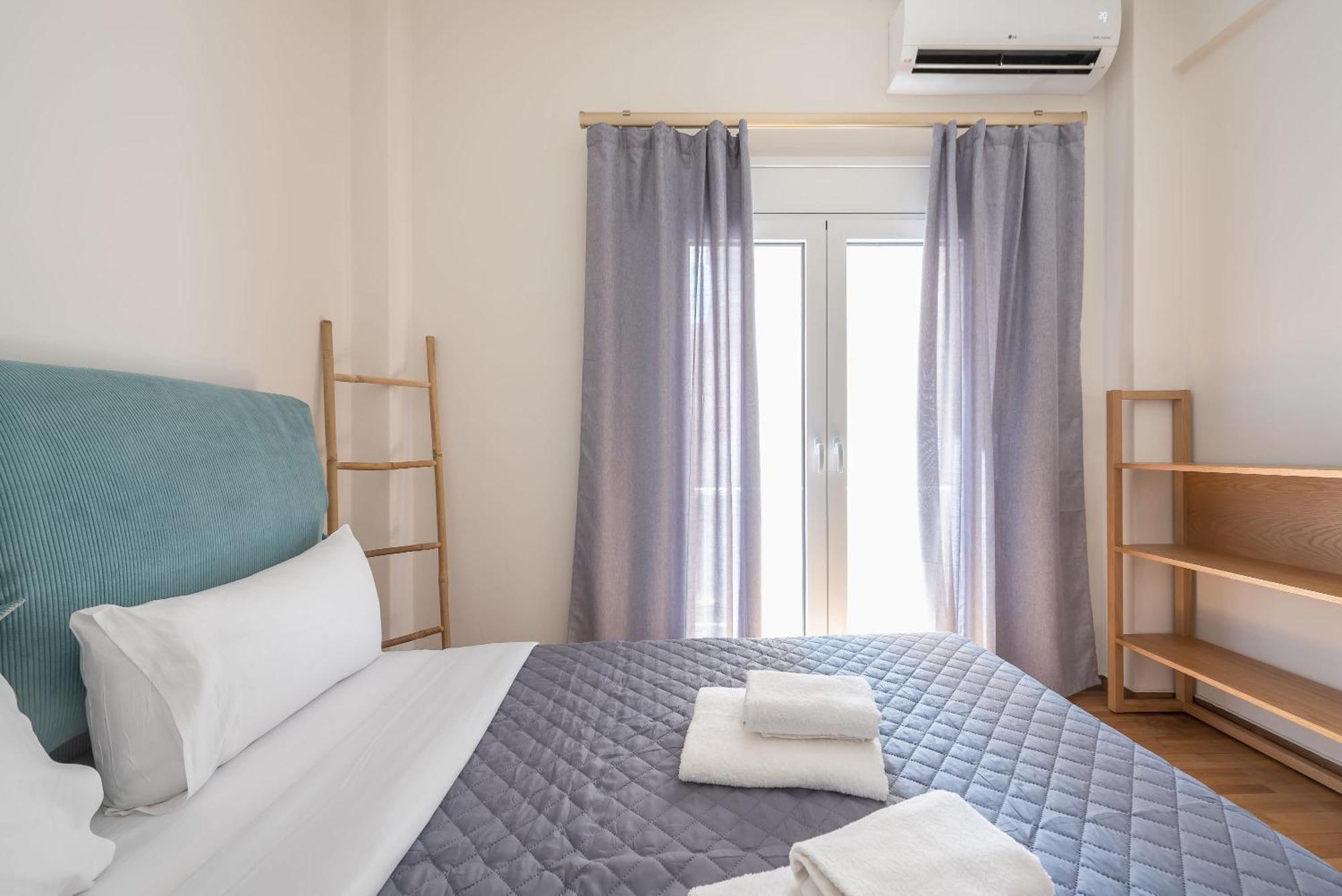 Ferienwohnung Stylish 2 Bd Urban Retreat Near Panormou Metro Athen Exterior foto