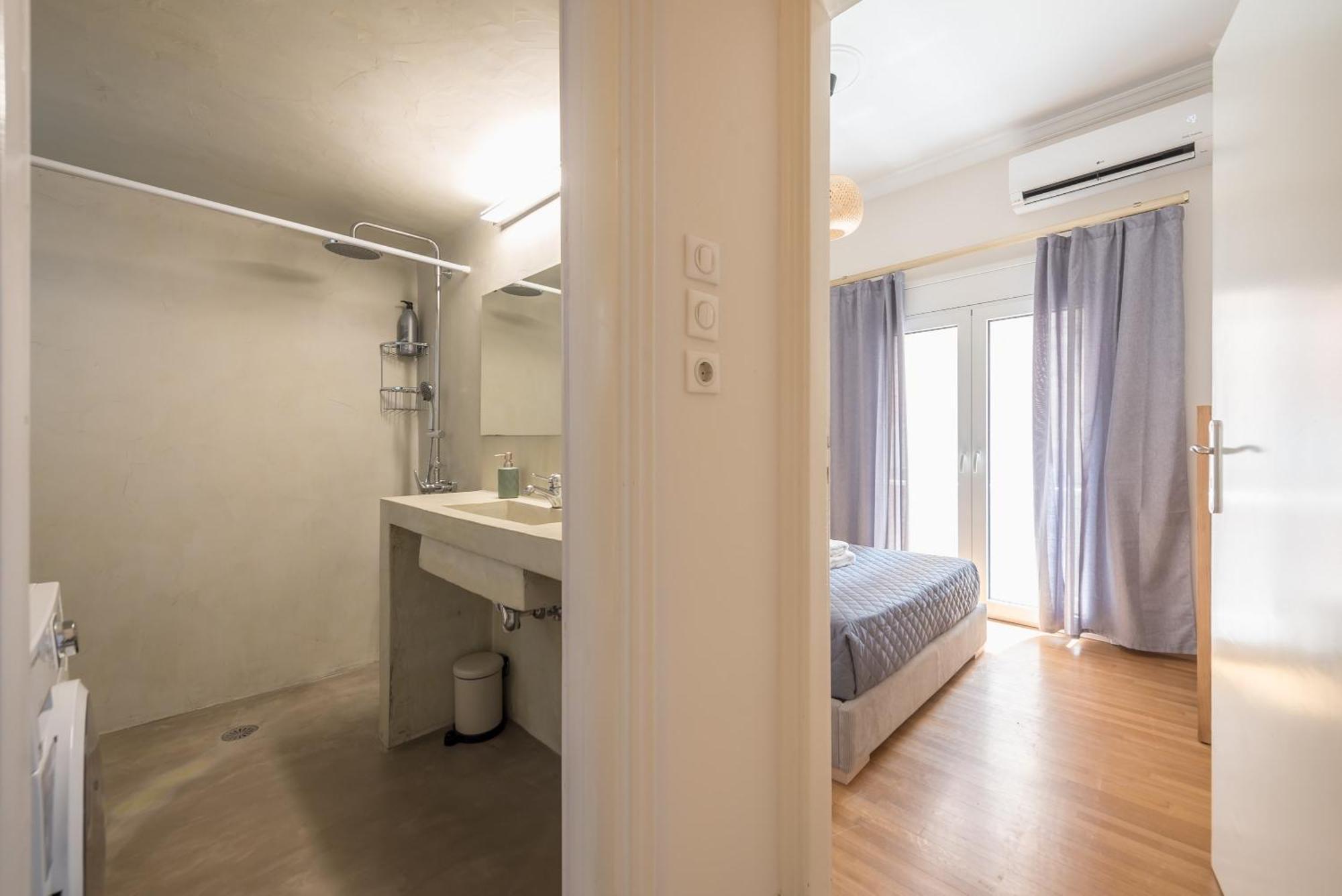 Ferienwohnung Stylish 2 Bd Urban Retreat Near Panormou Metro Athen Exterior foto