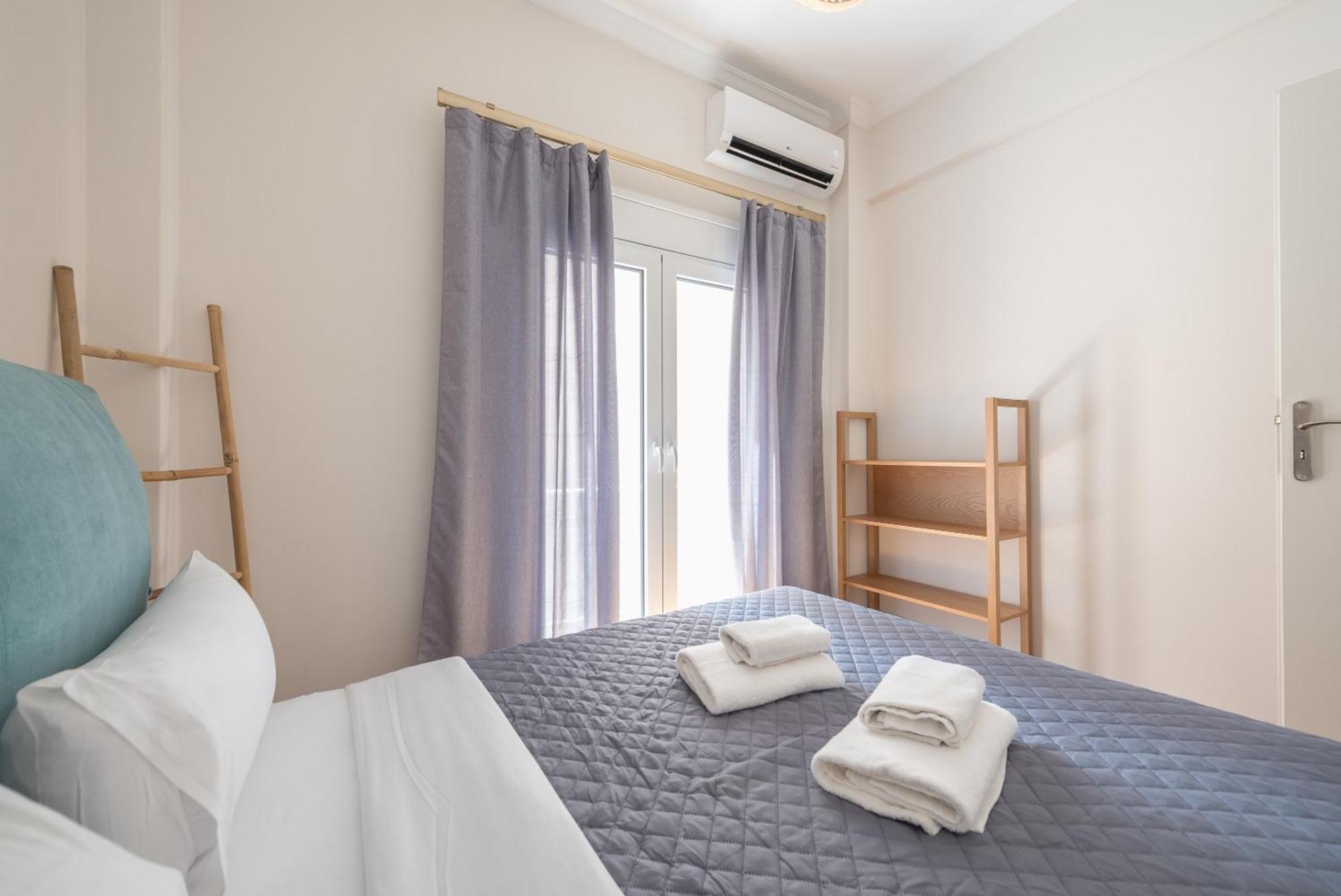 Ferienwohnung Stylish 2 Bd Urban Retreat Near Panormou Metro Athen Exterior foto