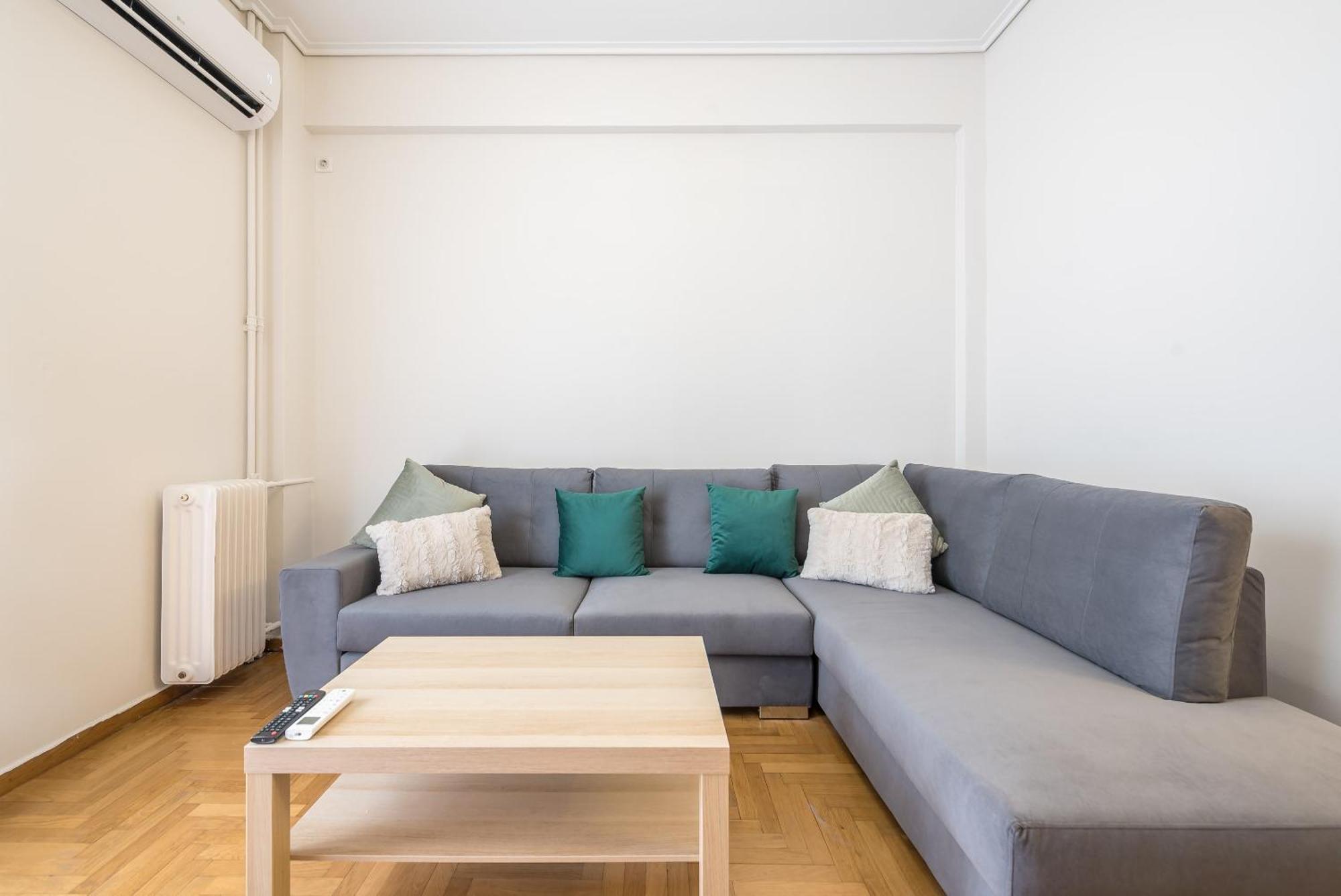 Ferienwohnung Stylish 2 Bd Urban Retreat Near Panormou Metro Athen Exterior foto